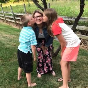 Meet your Posher, Sara